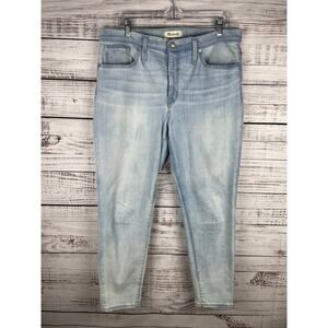 Madewell Light Blue Ankle & Cropped Jeans
